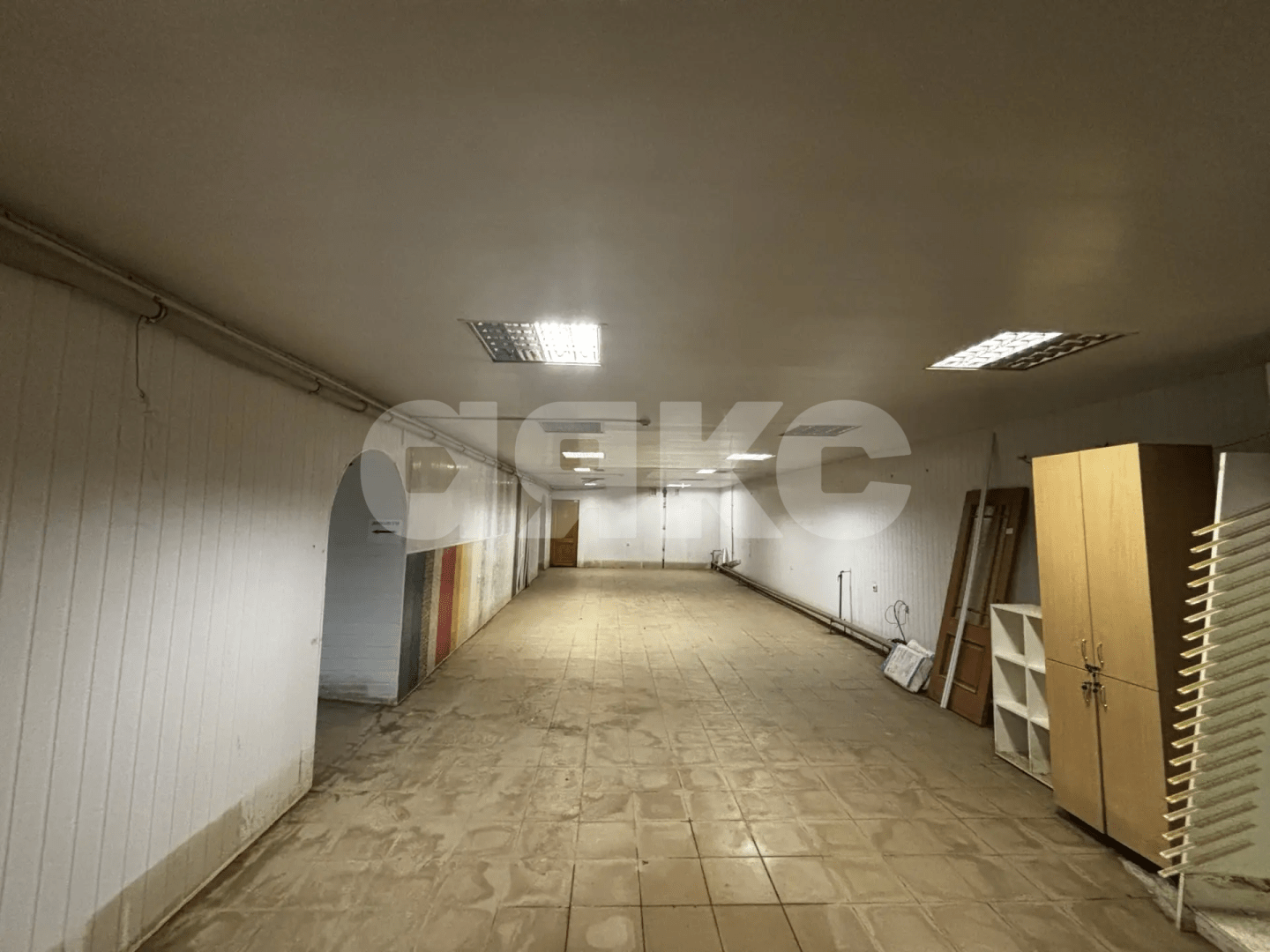 Фото №22: Торговое помещение <span class="whitespace-nowrap">540 м²</span>, <span class="whitespace-nowrap">-1/5 эт.</span> - Волгоград, Кировский, мкр. Развилка, ул. Кирова, 145