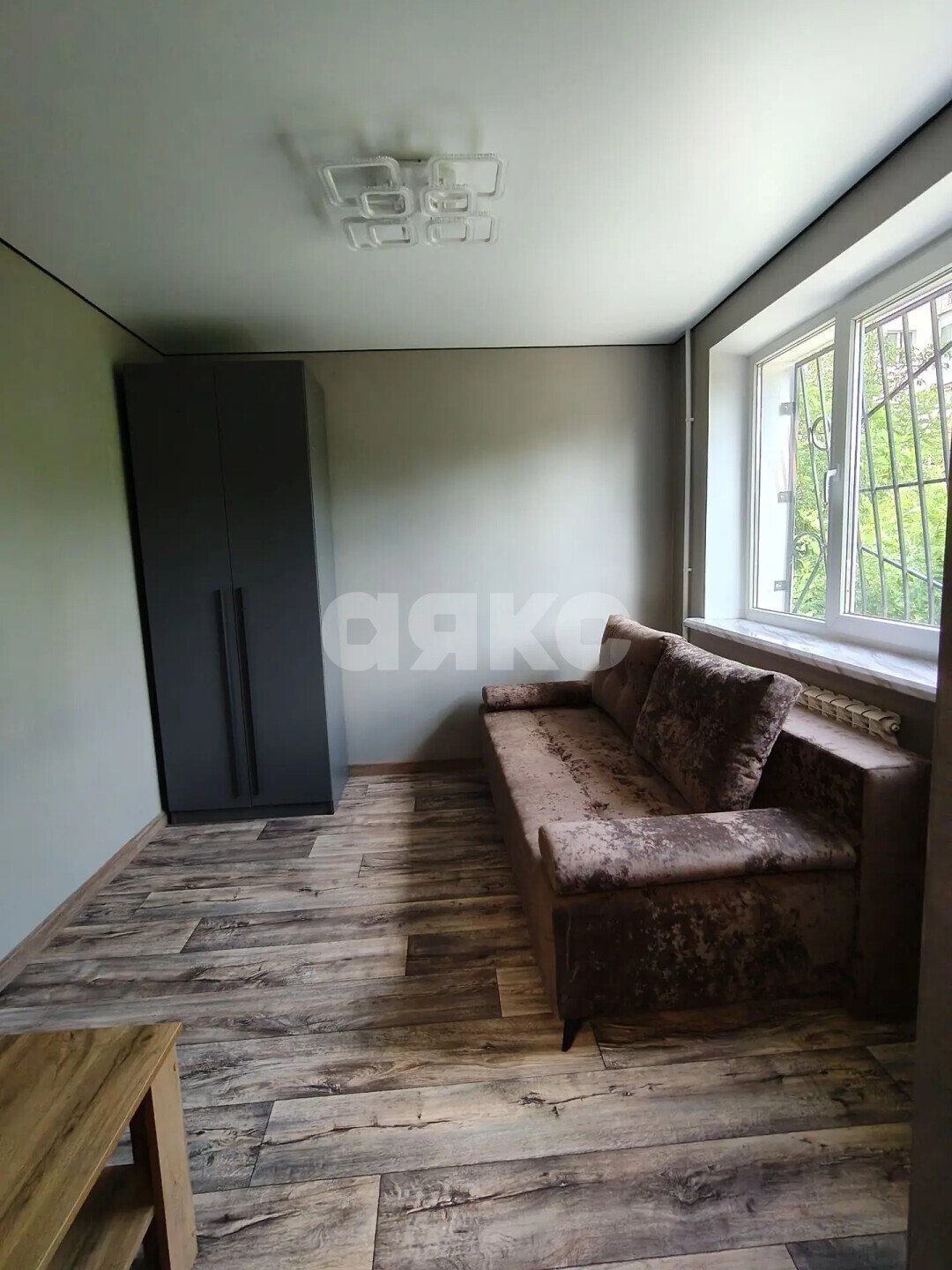 Фото №3: 3-комнатная квартира <span class="whitespace-nowrap">46 м²</span>, <span class="whitespace-nowrap">1/5 эт.</span> - Мариуполь, р. Жовтневый, пр-кт Ленина, 117