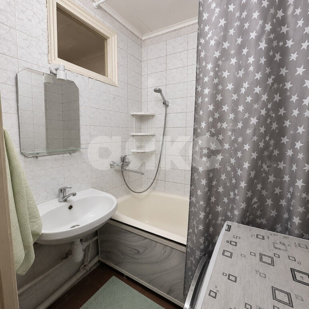 Фото №4: 2-комнатная квартира <span class="whitespace-nowrap">57 м²</span>, <span class="whitespace-nowrap">1/5 эт.</span> - Новокубанск, п. КНИИТИМ, ул. Красная, 30