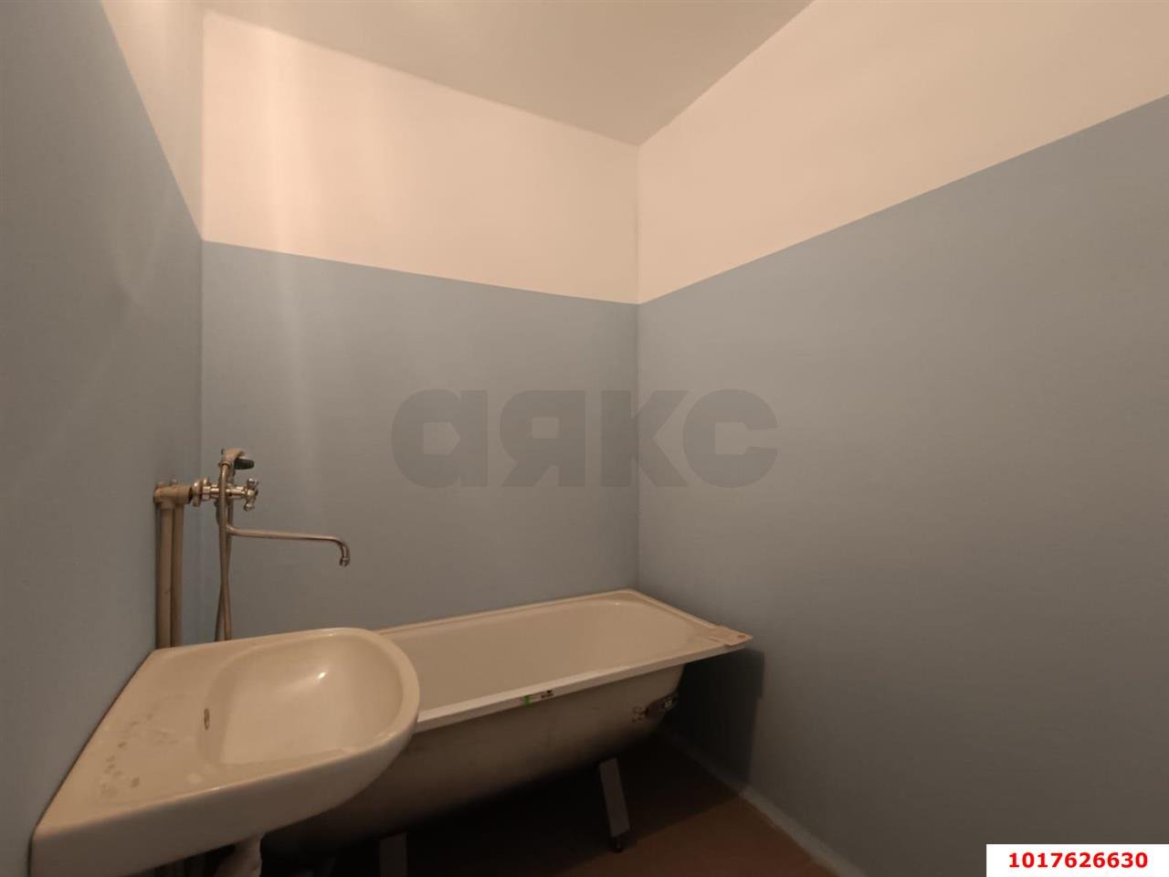 Фото №10: 1-комнатная квартира <span class="whitespace-nowrap">40 м²</span>, <span class="whitespace-nowrap">2/16 эт.</span> - Краснодар, Прикубанский внутригородской округ, мкр. Восточно-Кругликовский, ул. Героев-Разведчиков, 17/1