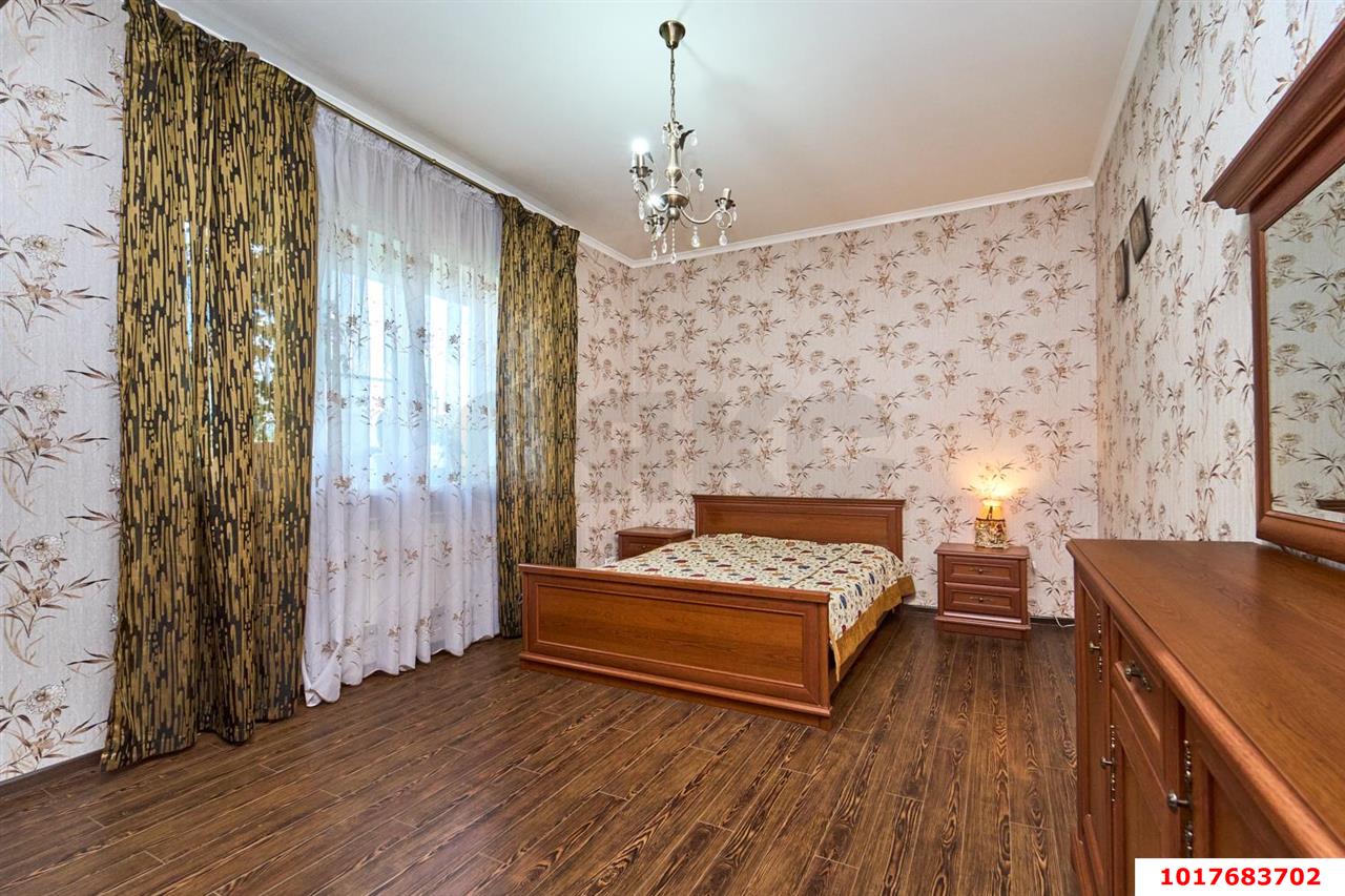 Фото №23: Дом <span class="whitespace-nowrap">412 м²</span> <span class="whitespace-nowrap">+ 16 сот.</span>, <span class="whitespace-nowrap">3 эт.</span> - Краснодар, Прикубанский внутригородской округ, мкр. Горхутор, ул. Яхонтовая, 36