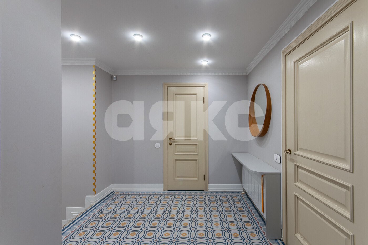 Фото №10: 4-комнатная квартира <span class="whitespace-nowrap">224 м²</span>, <span class="whitespace-nowrap">3/3 эт.</span> - Котельники, мкр. жилой комплекс 9, пр-д Яничкин, 12к4
