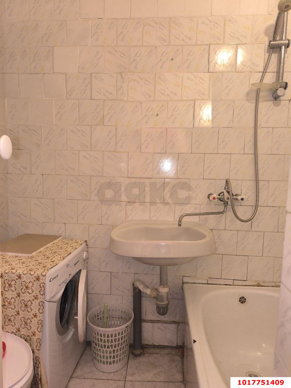Фото №10: 1-комнатная квартира <span class="whitespace-nowrap">30 м²</span>, <span class="whitespace-nowrap">1/1 эт.</span> - Краснодар, Западный внутригородской округ, мкр. Центральный, ул. Красная, 15