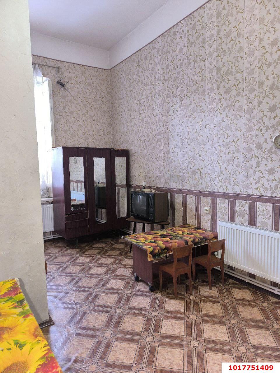 Фото №4: 1-комнатная квартира <span class="whitespace-nowrap">30 м²</span>, <span class="whitespace-nowrap">1/1 эт.</span> - Краснодар, Западный внутригородской округ, мкр. Центральный, ул. Красная, 15
