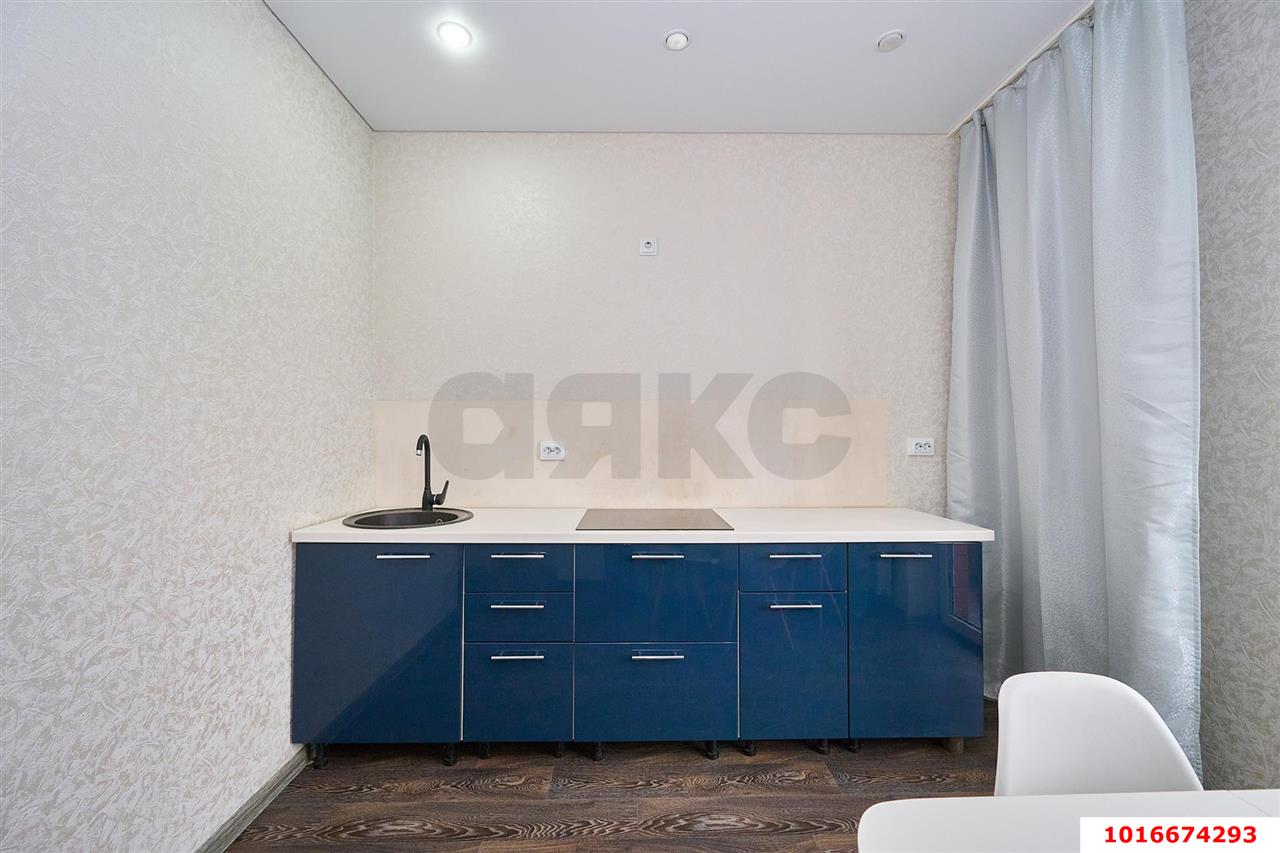 Фото №6: 1-комнатная квартира <span class="whitespace-nowrap">36 м²</span>, <span class="whitespace-nowrap">3/16 эт.</span> - Краснодар, Прикубанский внутригородской округ, Калинино, Завод Радиоизмерительных Приборов, мкр. ЖК Lime, ул. 2-я Российская, 162