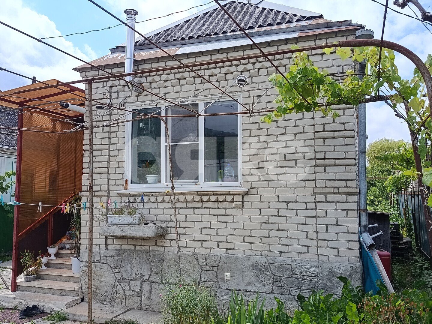 Фото №3: Дом <span class="whitespace-nowrap">50 м²</span> <span class="whitespace-nowrap">+ 9 сот.</span>, <span class="whitespace-nowrap">1 эт.</span> - Пшада, ул. Новороссийская, 47А