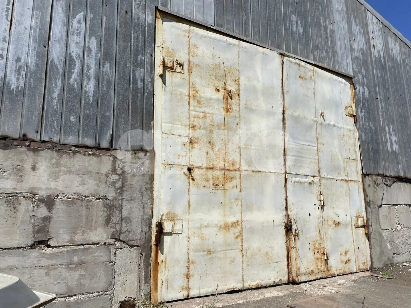 Фото №4: Коммерция <span class="whitespace-nowrap">1000 м²</span>, <span class="whitespace-nowrap">1/1 эт.</span> - Мариуполь, р. Ильичёвский, ул. Заозёрная, 62