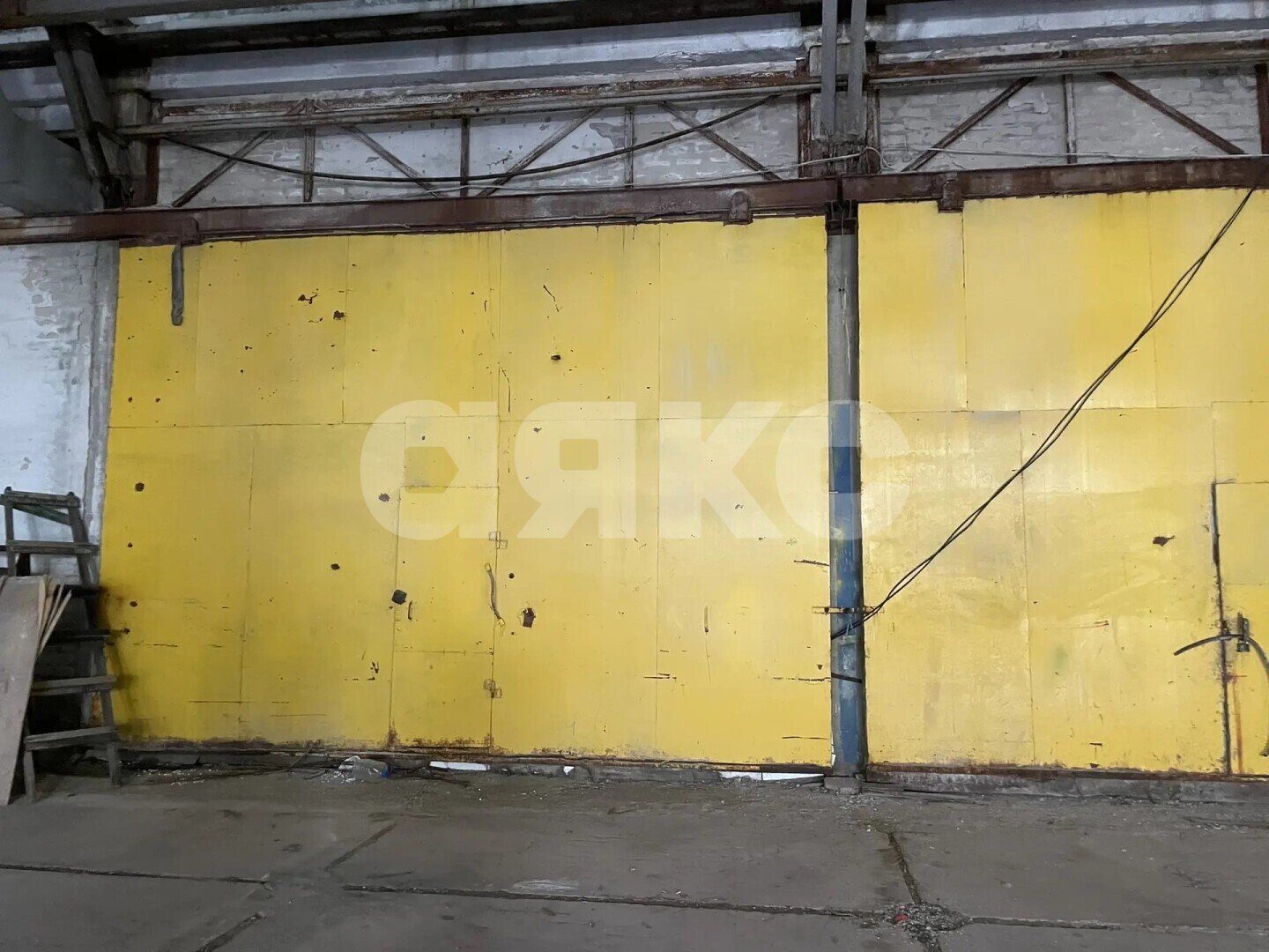 Фото №5: Коммерция <span class="whitespace-nowrap">2200 м²</span>, <span class="whitespace-nowrap">1/1 эт.</span> - Мариуполь, р. Ильичёвский, ул. Заозёрная, 62
