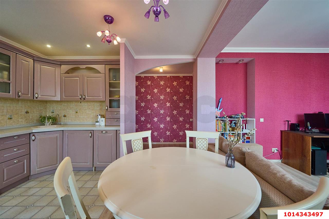 Фото №4: 2-комнатная квартира <span class="whitespace-nowrap">62 м²</span>, <span class="whitespace-nowrap">10/12 эт.</span> - Краснодар, Прикубанский внутригородской округ, Отделение № 1 совхоза Солнечный, мкр. Фестивальный, ул. Атарбекова, 7