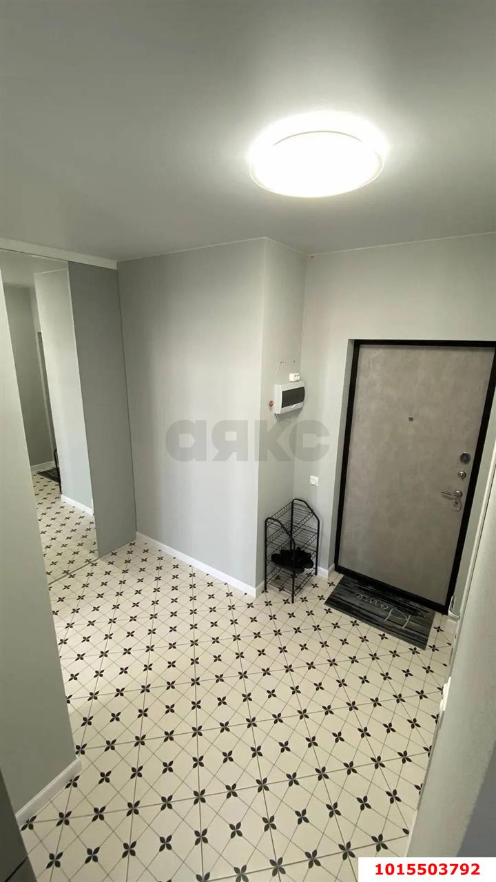 Фото №6: 1-комнатная квартира <span class="whitespace-nowrap">34 м²</span>, <span class="whitespace-nowrap">10/17 эт.</span> - Краснодар, Прикубанский внутригородской округ, мкр. жилой комплекс Новелла, ул. Питерская, 40к3