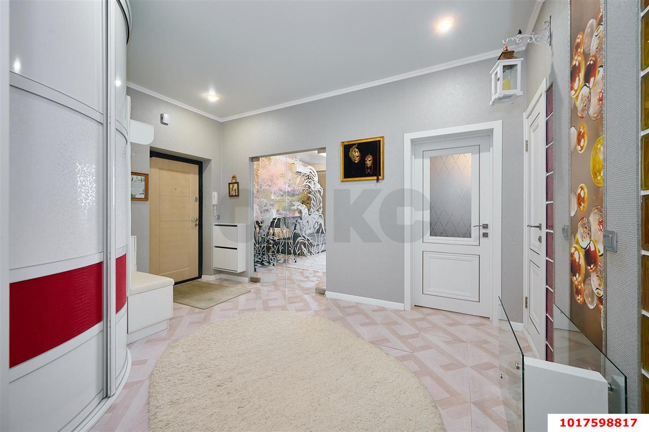 Фото №24: 2-комнатная квартира <span class="whitespace-nowrap">75 м²</span>, <span class="whitespace-nowrap">13/19 эт.</span> - Краснодар, Западный внутригородской округ, мкр. Горгаз, ул. Николая Кондратенко, 6к2