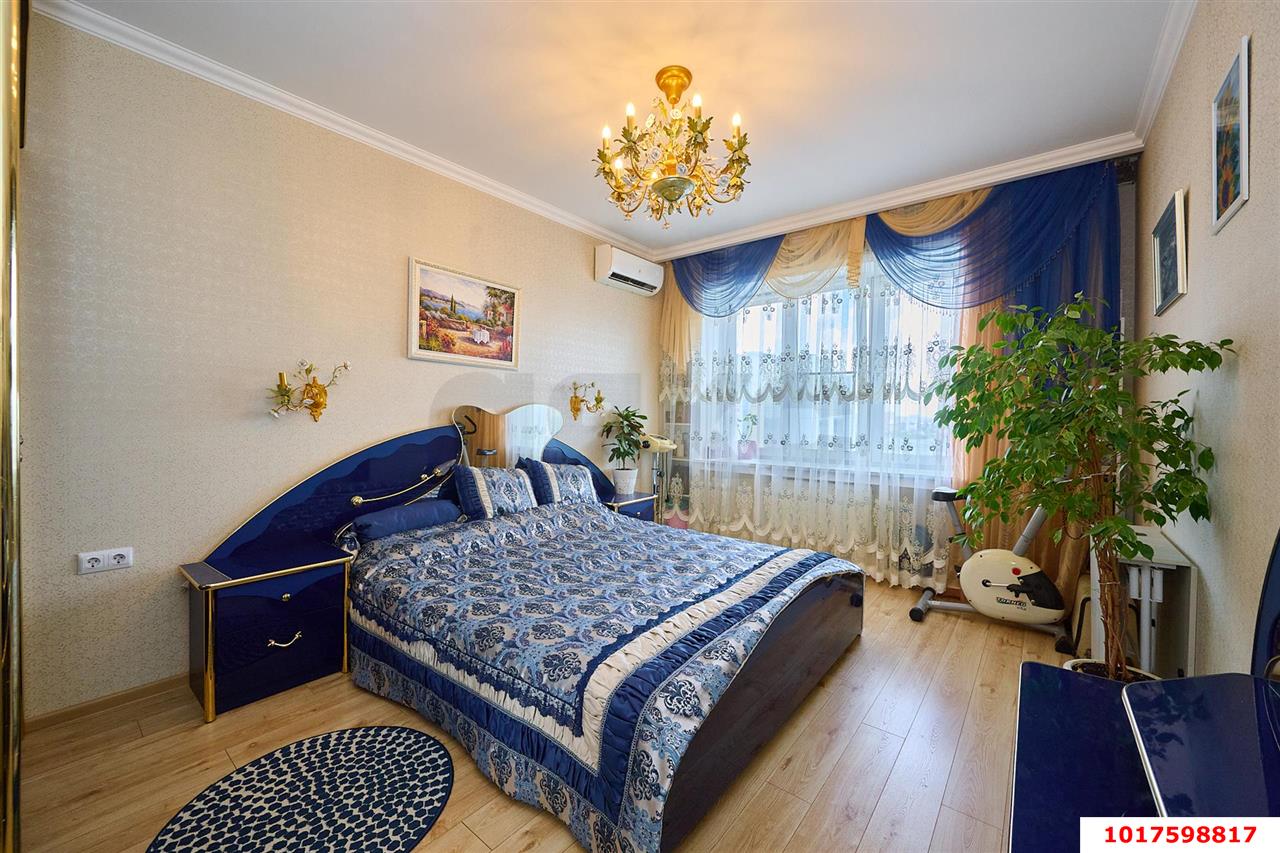 Фото №9: 2-комнатная квартира <span class="whitespace-nowrap">75 м²</span>, <span class="whitespace-nowrap">13/19 эт.</span> - Краснодар, Западный внутригородской округ, мкр. Горгаз, ул. Николая Кондратенко, 6к2