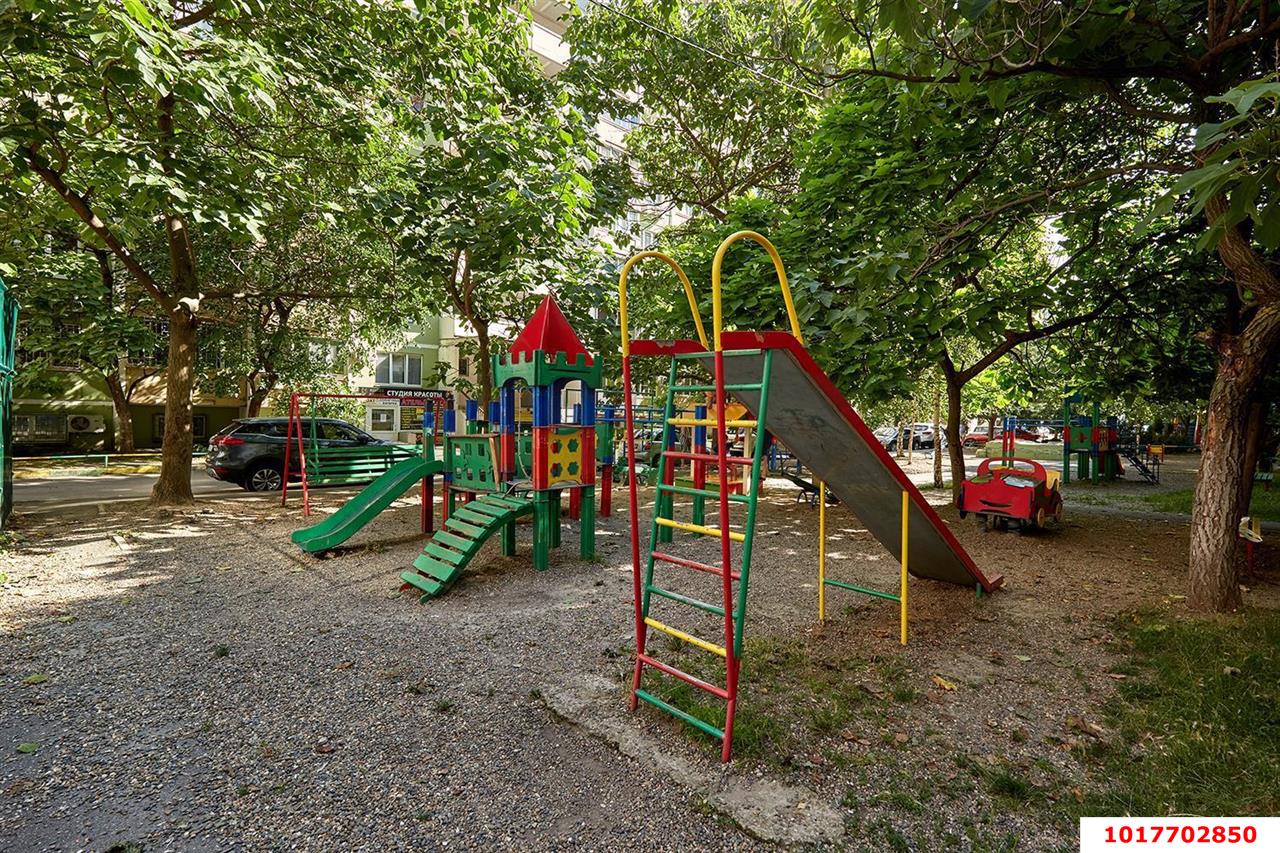 Фото №14: 1-комнатная квартира <span class="whitespace-nowrap">38 м²</span>, <span class="whitespace-nowrap">6/13 эт.</span> - Краснодар, Западный внутригородской округ, мкр. Юбилейный, пр-кт Чекистов, 40