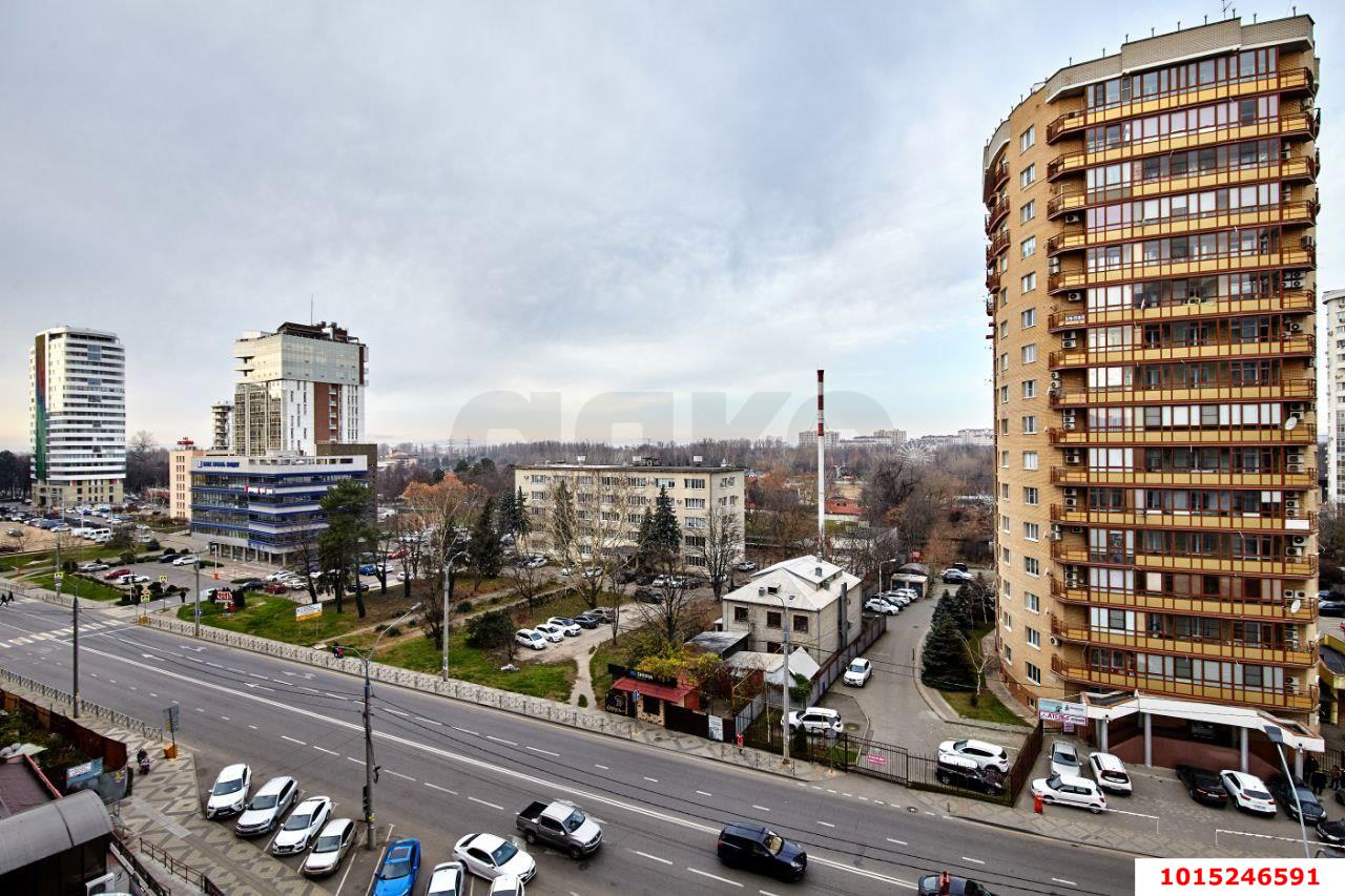 Фото №16: 3-комнатная квартира <span class="whitespace-nowrap">87 м²</span>, <span class="whitespace-nowrap">7/16 эт.</span> - Краснодар, Западный внутригородской округ, мкр. Центральный, ул. Комсомольская, 4