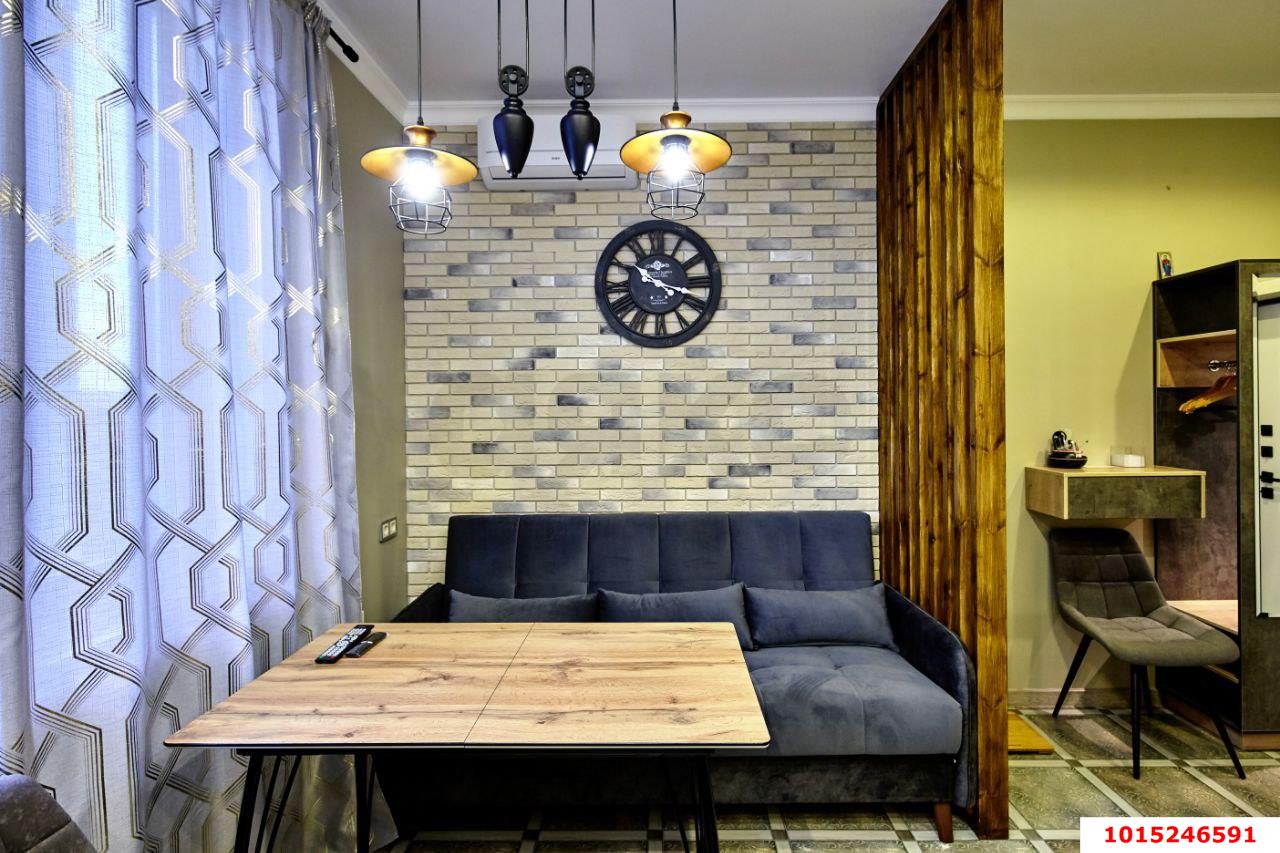 Фото №6: 3-комнатная квартира <span class="whitespace-nowrap">87 м²</span>, <span class="whitespace-nowrap">7/16 эт.</span> - Краснодар, Западный внутригородской округ, мкр. Центральный, ул. Комсомольская, 4