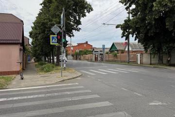 Фото №1: Часть дома <span class="whitespace-nowrap">65 м²</span> <span class="whitespace-nowrap">+ 2.57 сот.</span>, <span class="whitespace-nowrap">1 эт.</span> - Краснодар, мкр. Фестивальный, пр-д Брюсова, 28