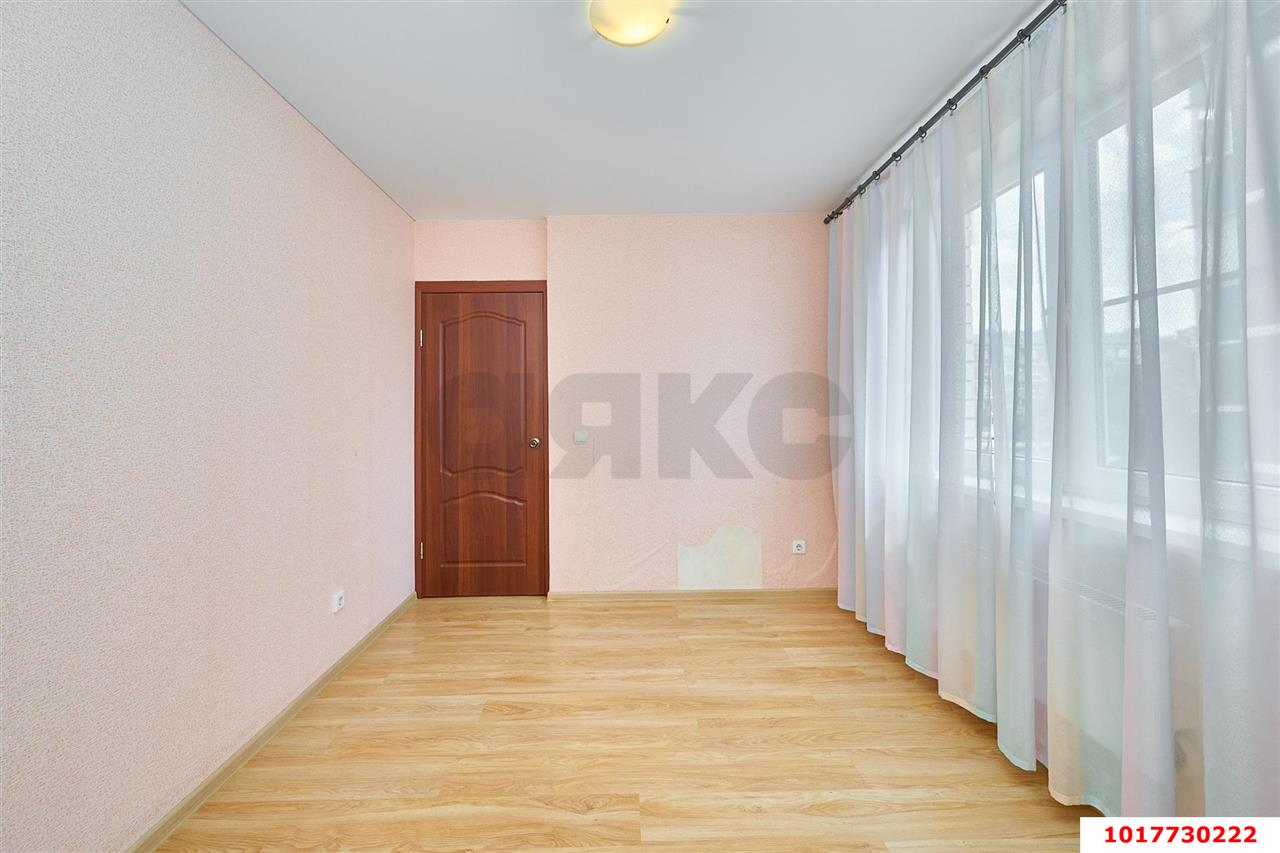 Фото №5: 3-комнатная квартира <span class="whitespace-nowrap">64 м²</span>, <span class="whitespace-nowrap">2/5 эт.</span> - Берёзовый, Прикубанский внутригородской округ, Прогресс, мкр. жилой комплекс Прогресс, ул. имени Туполева А.Н., 4