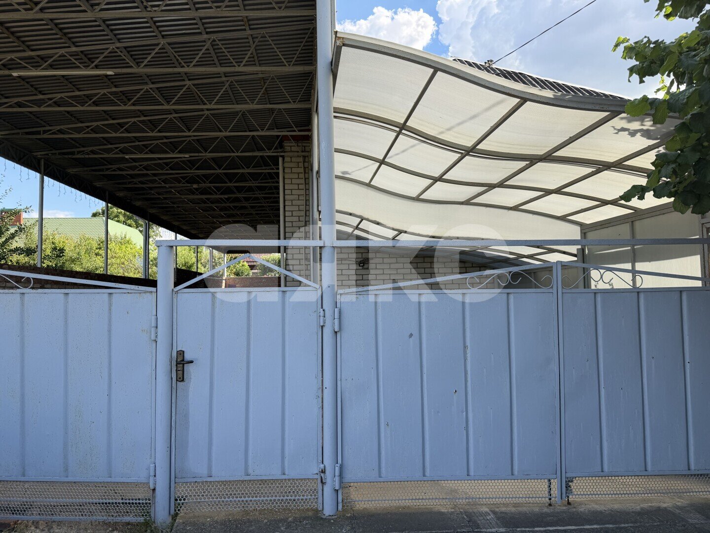 Фото №4: Дом <span class="whitespace-nowrap">152 м²</span> <span class="whitespace-nowrap">+ 10 сот.</span>, <span class="whitespace-nowrap">1 эт.</span> - Кореновск, ул. Смоленская, 30