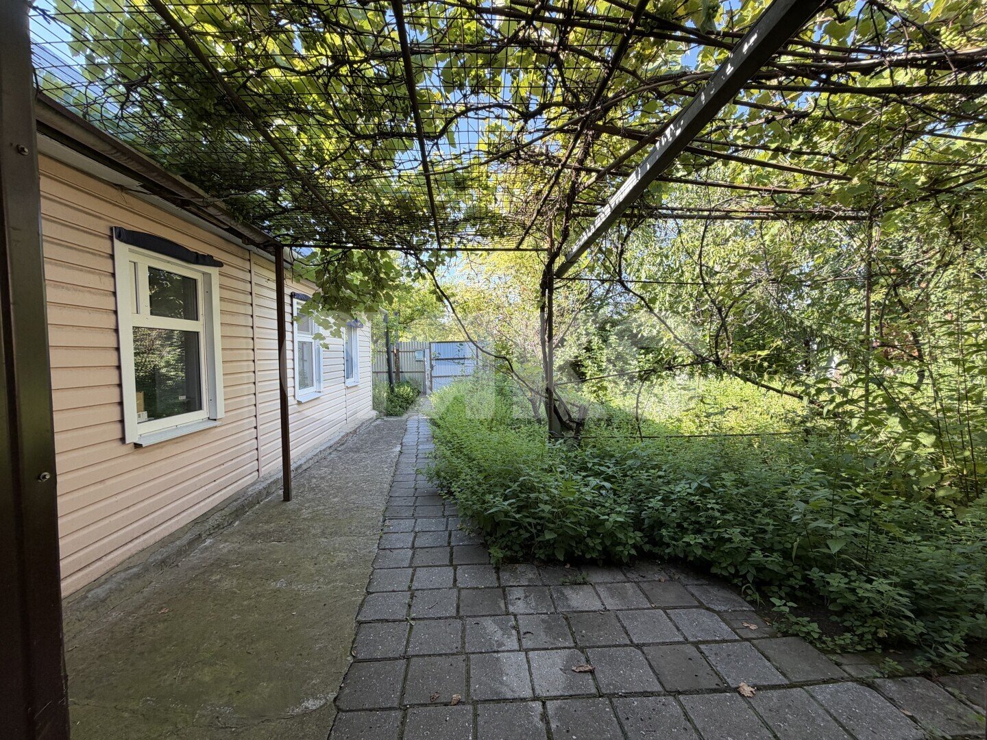 Фото №5: Дом <span class="whitespace-nowrap">42 м²</span> <span class="whitespace-nowrap">+ 10 сот.</span>, <span class="whitespace-nowrap">1 эт.</span> - Кореновск, мкр. 1-й квартал, ул. Пролетарская, 92