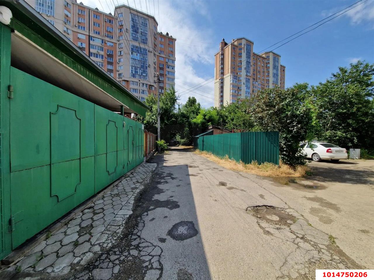 Фото №16: Часть дома <span class="whitespace-nowrap">46 м²</span> <span class="whitespace-nowrap">+ 1 сот.</span>, <span class="whitespace-nowrap">1 эт.</span> - Краснодар, Центральный внутригородской округ, мкр. Центральный, пр-д 1-й  Ломоносова, 1
