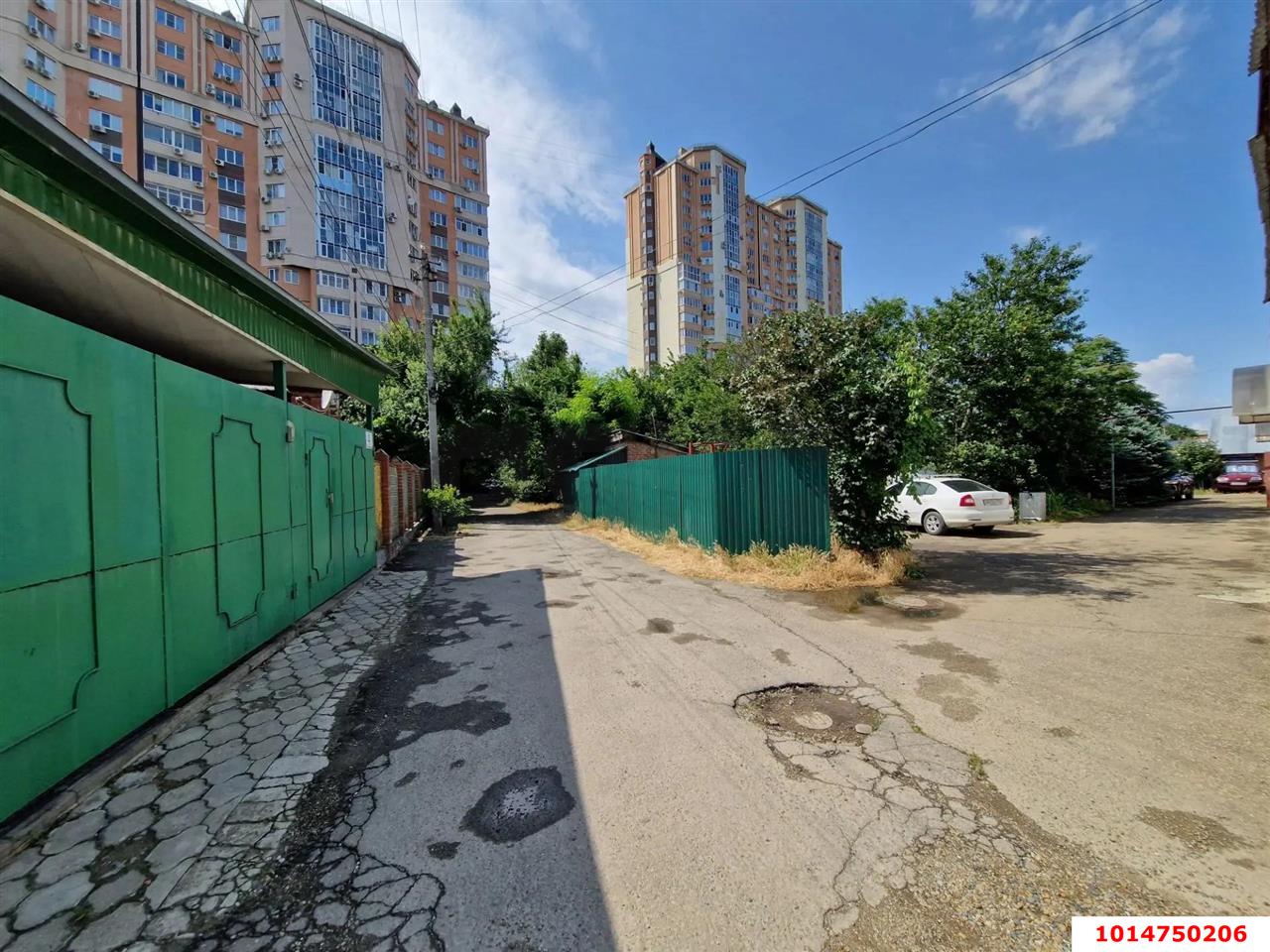 Фото №17: Часть дома <span class="whitespace-nowrap">46 м²</span> <span class="whitespace-nowrap">+ 1 сот.</span>, <span class="whitespace-nowrap">1 эт.</span> - Краснодар, Центральный внутригородской округ, мкр. Центральный, пр-д 1-й  Ломоносова, 1
