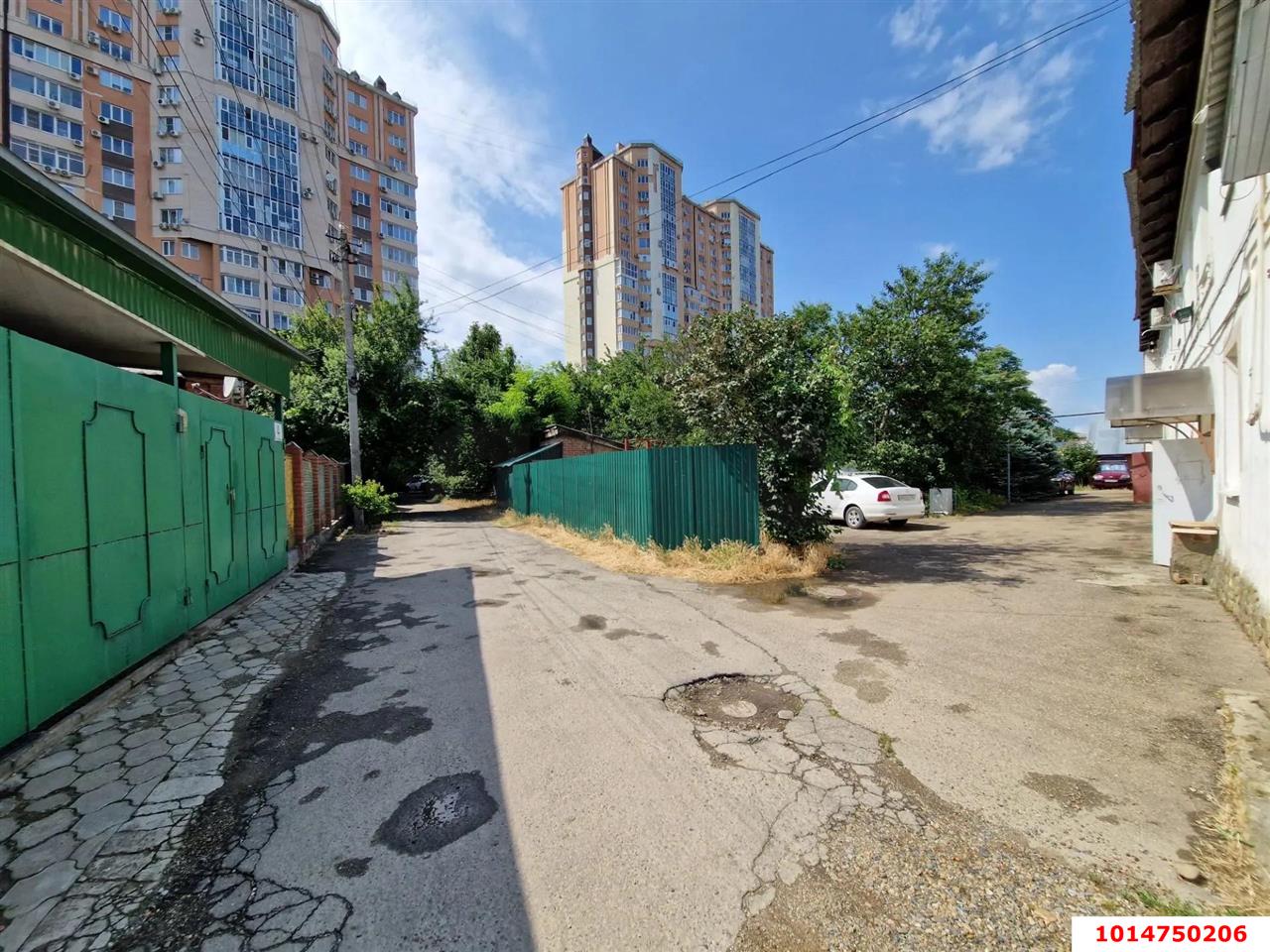 Фото №19: Часть дома <span class="whitespace-nowrap">46 м²</span> <span class="whitespace-nowrap">+ 1 сот.</span>, <span class="whitespace-nowrap">1 эт.</span> - Краснодар, Центральный внутригородской округ, мкр. Центральный, пр-д 1-й  Ломоносова, 1