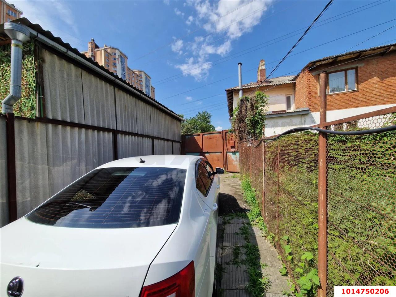 Фото №8: Часть дома <span class="whitespace-nowrap">46 м²</span> <span class="whitespace-nowrap">+ 1 сот.</span>, <span class="whitespace-nowrap">1 эт.</span> - Краснодар, Центральный внутригородской округ, мкр. Центральный, пр-д 1-й  Ломоносова, 1