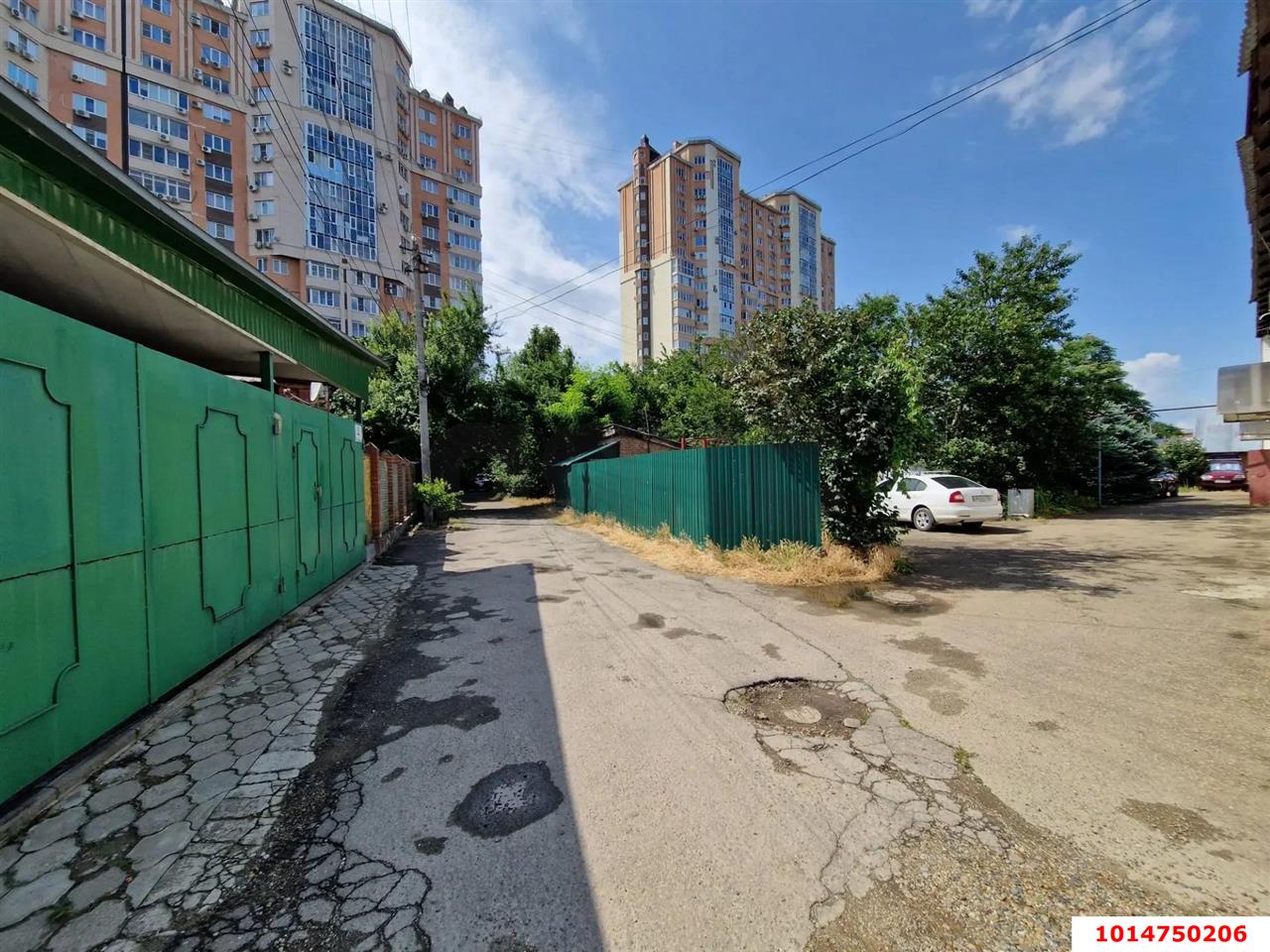 Фото №20: Часть дома <span class="whitespace-nowrap">46 м²</span> <span class="whitespace-nowrap">+ 1 сот.</span>, <span class="whitespace-nowrap">1 эт.</span> - Краснодар, Центральный внутригородской округ, мкр. Центральный, пр-д 1-й  Ломоносова, 1