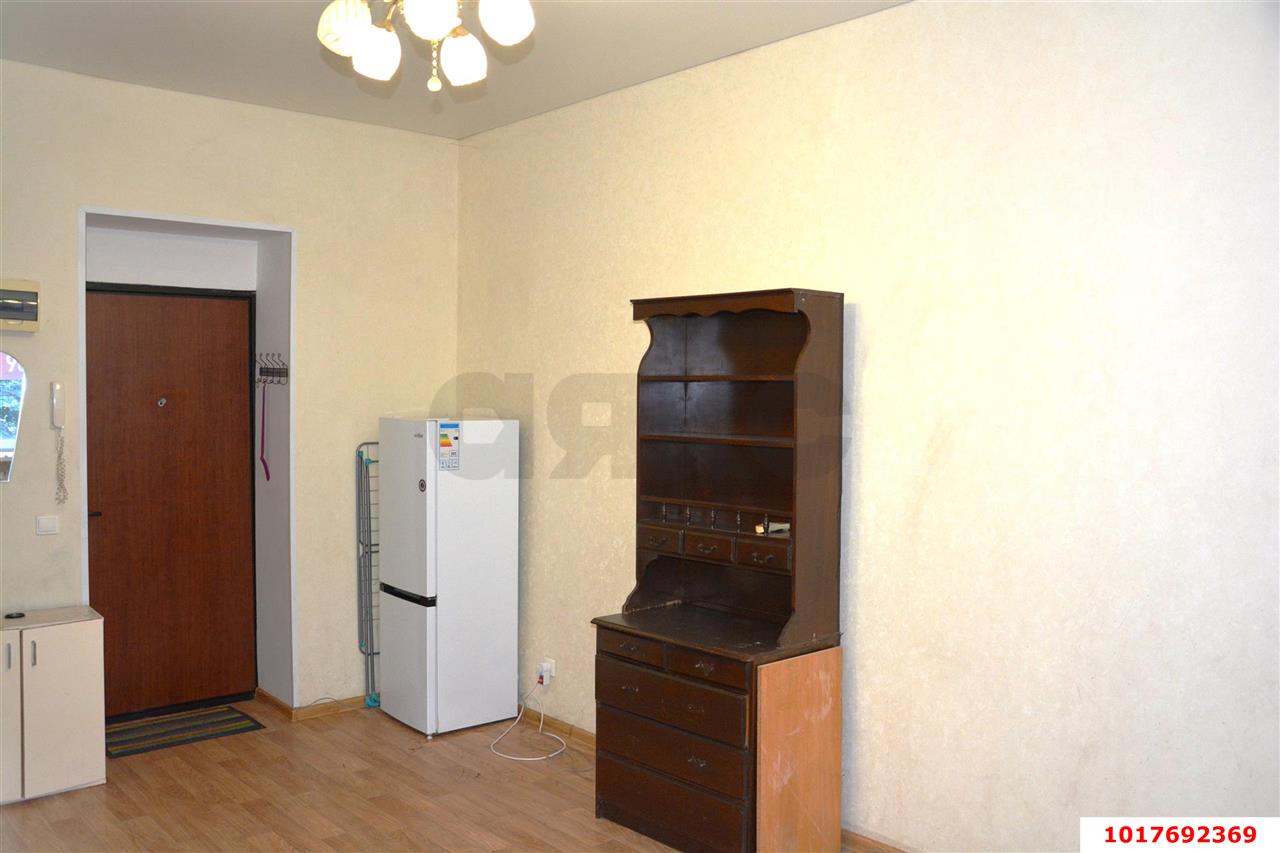 Фото №2: Комната <span class="whitespace-nowrap">17 м²</span>, <span class="whitespace-nowrap">3/4 эт.</span> - Краснодар, Карасунский внутригородской округ, мкр. Черёмушки, ул. Таманская, 156