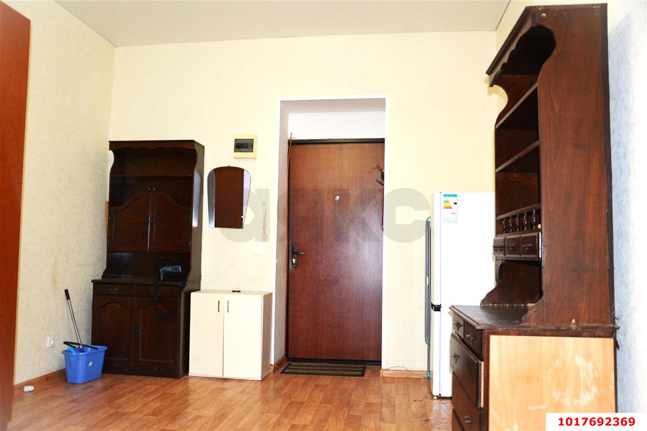 Фото №3: Комната <span class="whitespace-nowrap">17 м²</span>, <span class="whitespace-nowrap">3/4 эт.</span> - Краснодар, Карасунский внутригородской округ, мкр. Черёмушки, ул. Таманская, 156