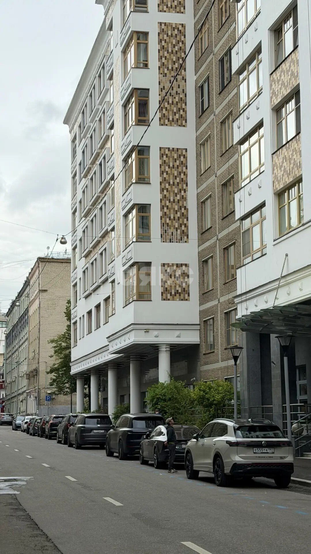 Фото №4: 5+-комнатная квартира <span class="whitespace-nowrap">310 м²</span>, <span class="whitespace-nowrap">3/9 эт.</span> - Москва, пер. Филипповский, 8с1