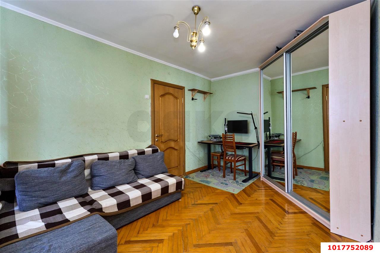 Фото №2: 1-комнатная квартира <span class="whitespace-nowrap">35 м²</span>, <span class="whitespace-nowrap">4/5 эт.</span> - Краснодар, Западный внутригородской округ, мкр. Фестивальный, ул. Фестивальная, 38