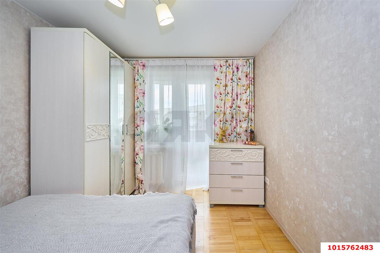 Фото №5: 3-комнатная квартира <span class="whitespace-nowrap">65 м²</span>, <span class="whitespace-nowrap">9/9 эт.</span> - Краснодар, Центральный внутригородской округ, Центральный, мкр. Черёмушки, ул. Вишняковой, 51