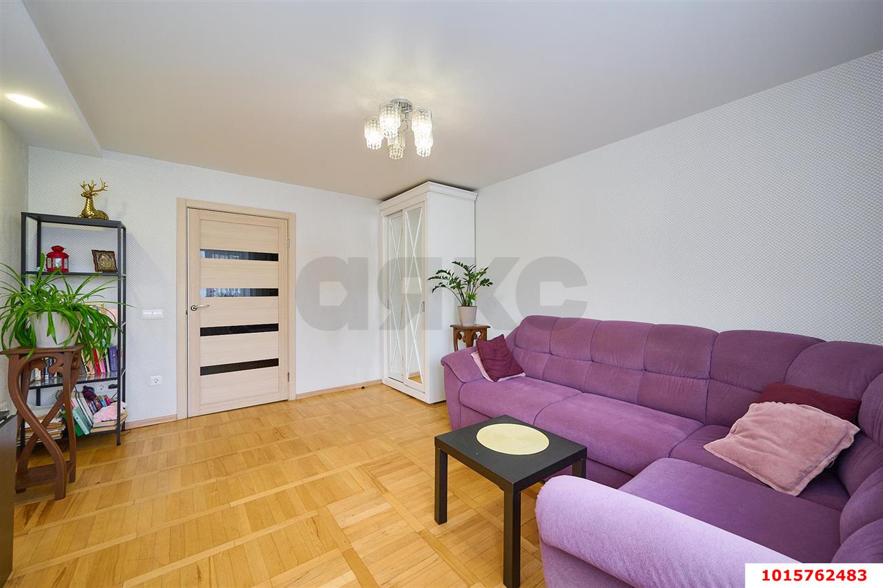 Фото №4: 3-комнатная квартира <span class="whitespace-nowrap">65 м²</span>, <span class="whitespace-nowrap">9/9 эт.</span> - Краснодар, Центральный внутригородской округ, Центральный, мкр. Черёмушки, ул. Вишняковой, 51