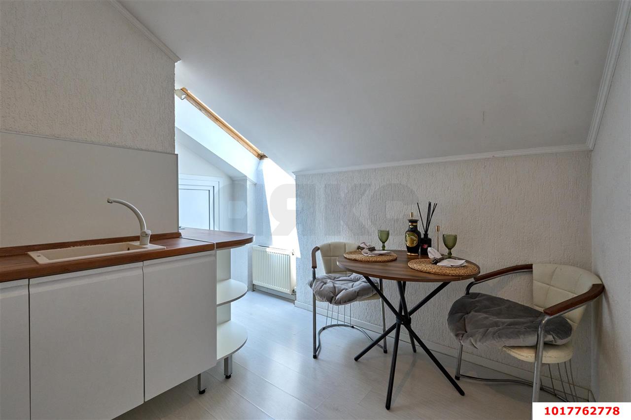 Фото №1: 1-комнатная квартира <span class="whitespace-nowrap">55 м²</span>, <span class="whitespace-nowrap">6/6 эт.</span> - Краснодар, Западный внутригородской округ, мкр. Фестивальный, ул. имени Тургенева, 138/3