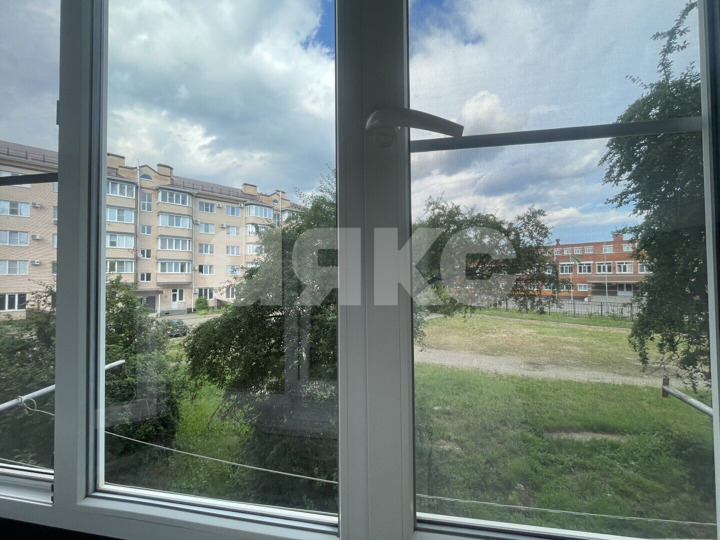 Фото №10: 2-комнатная квартира <span class="whitespace-nowrap">48 м²</span>, <span class="whitespace-nowrap">2/5 эт.</span> - Майкоп, мкр. квартал Черёмушки, ул. Чкалова, 82
