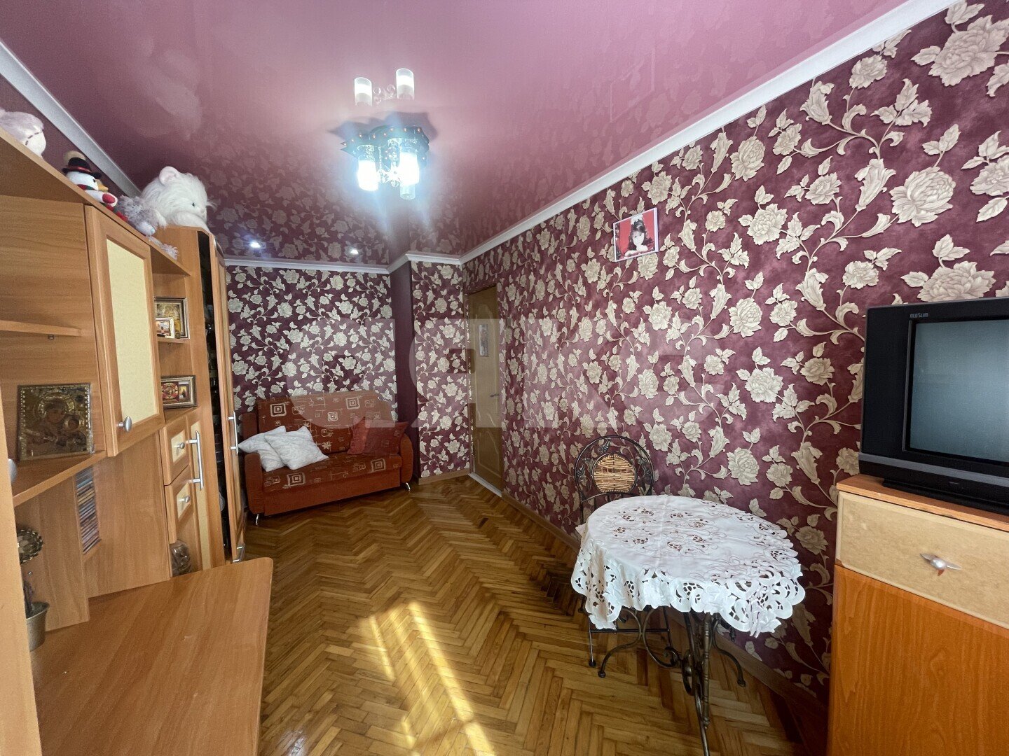 Фото №3: 2-комнатная квартира <span class="whitespace-nowrap">48 м²</span>, <span class="whitespace-nowrap">2/5 эт.</span> - Майкоп, мкр. квартал Черёмушки, ул. Чкалова, 82