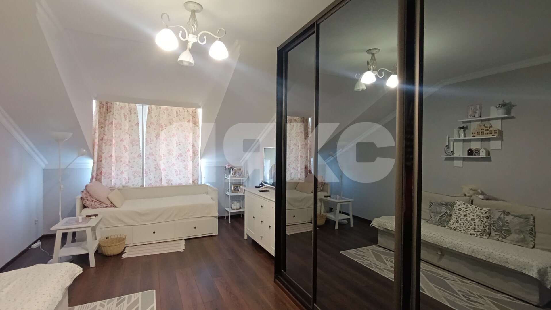 Фото №12: 3-комнатная квартира <span class="whitespace-nowrap">89 м²</span>, <span class="whitespace-nowrap">4/4 эт.</span> - Горячий Ключ, мкр. Администрация, ул. Новонабережная, 1В