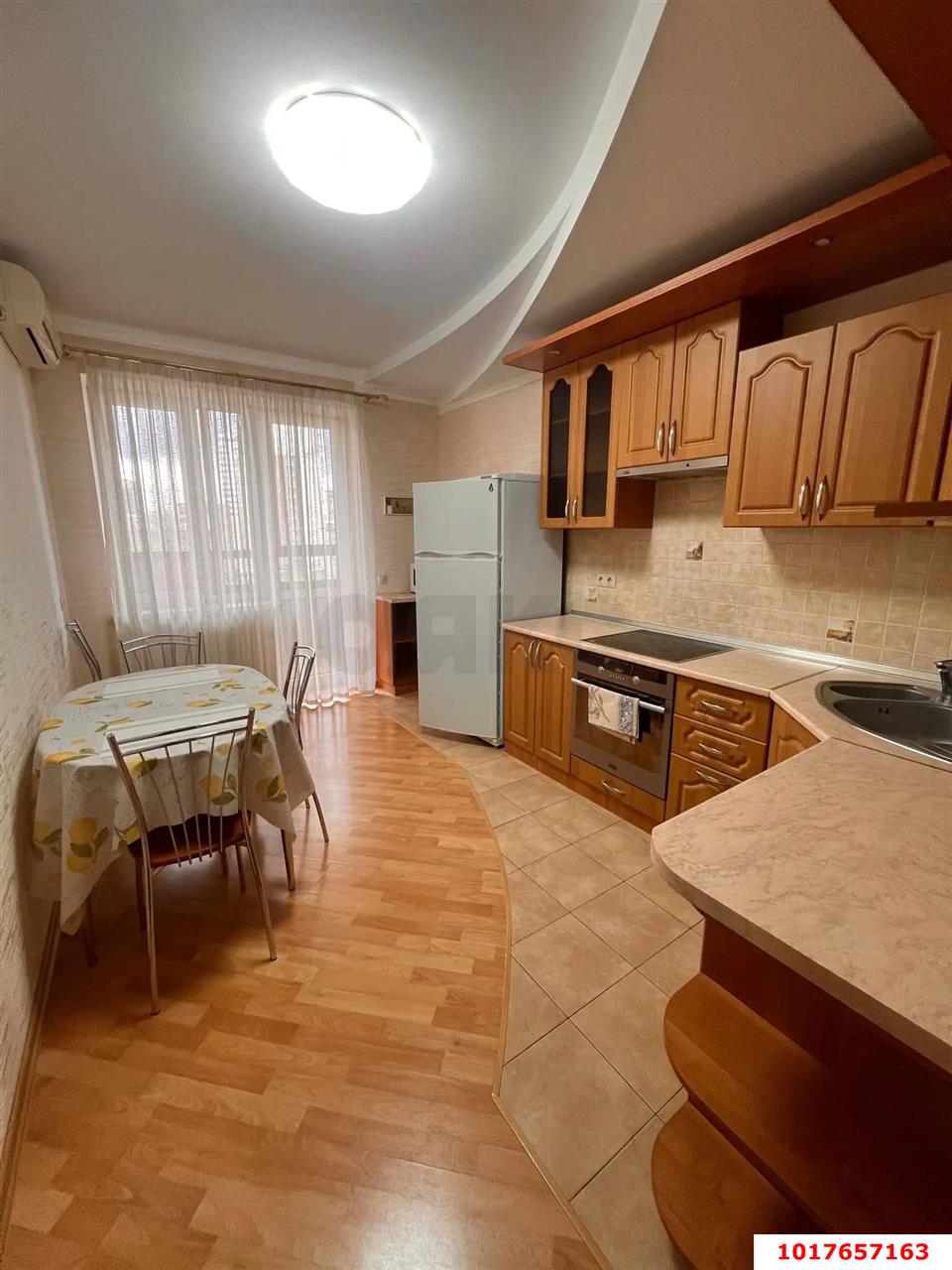 Фото №2: 1-комнатная квартира <span class="whitespace-nowrap">52 м²</span>, <span class="whitespace-nowrap">6/16 эт.</span> - Краснодар, Западный внутригородской округ, мкр. Центральный, ул. Кубанская набережная, 19