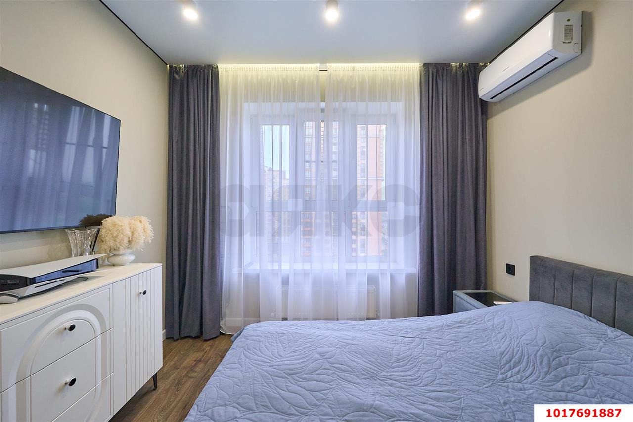 Фото №7: 2-комнатная квартира <span class="whitespace-nowrap">70 м²</span>, <span class="whitespace-nowrap">14/17 эт.</span> - Краснодар, Прикубанский внутригородской округ, мкр. Достояние, ул. Григория Булгакова, 7