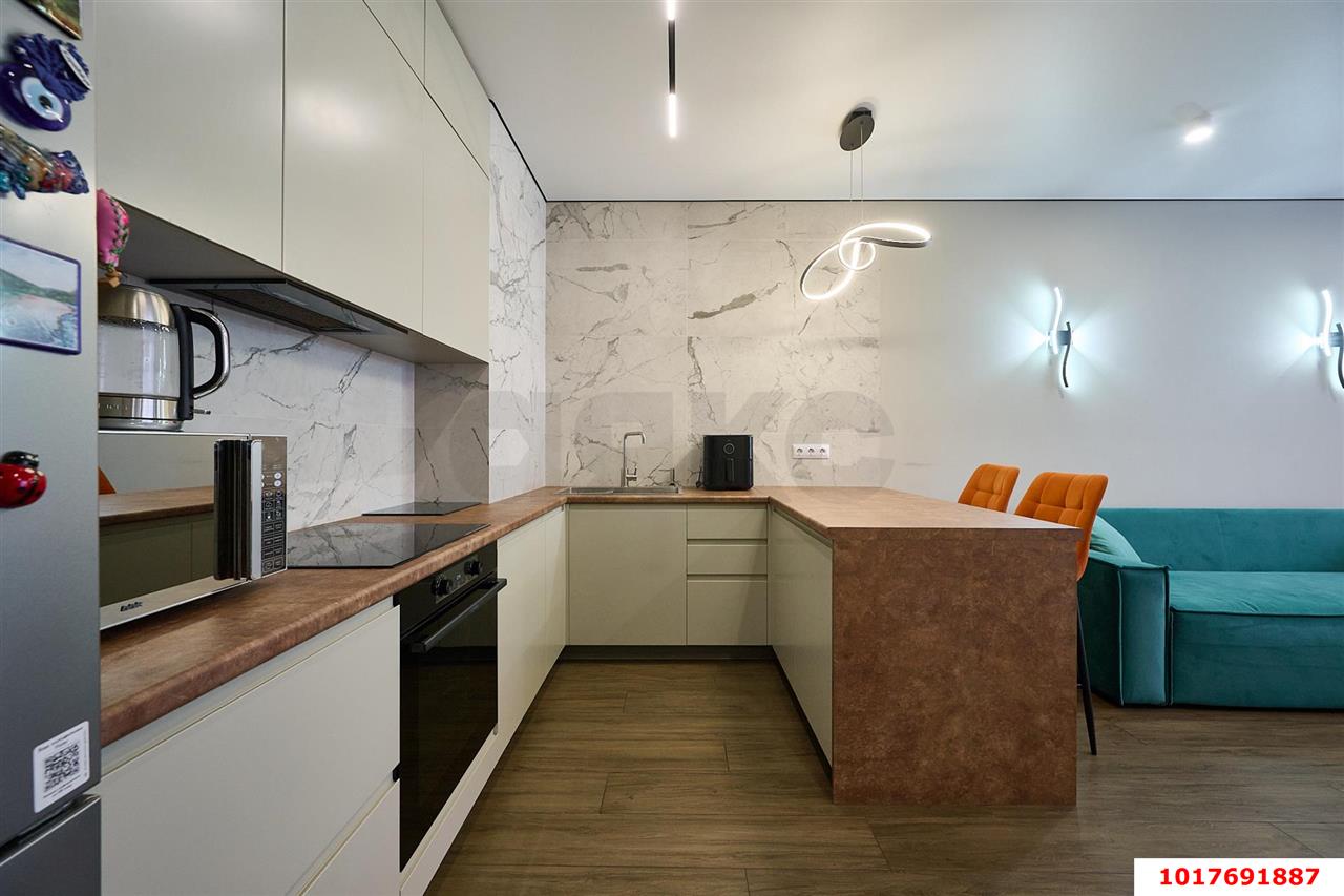 Фото №3: 2-комнатная квартира <span class="whitespace-nowrap">70 м²</span>, <span class="whitespace-nowrap">14/17 эт.</span> - Краснодар, Прикубанский внутригородской округ, мкр. Достояние, ул. Григория Булгакова, 7