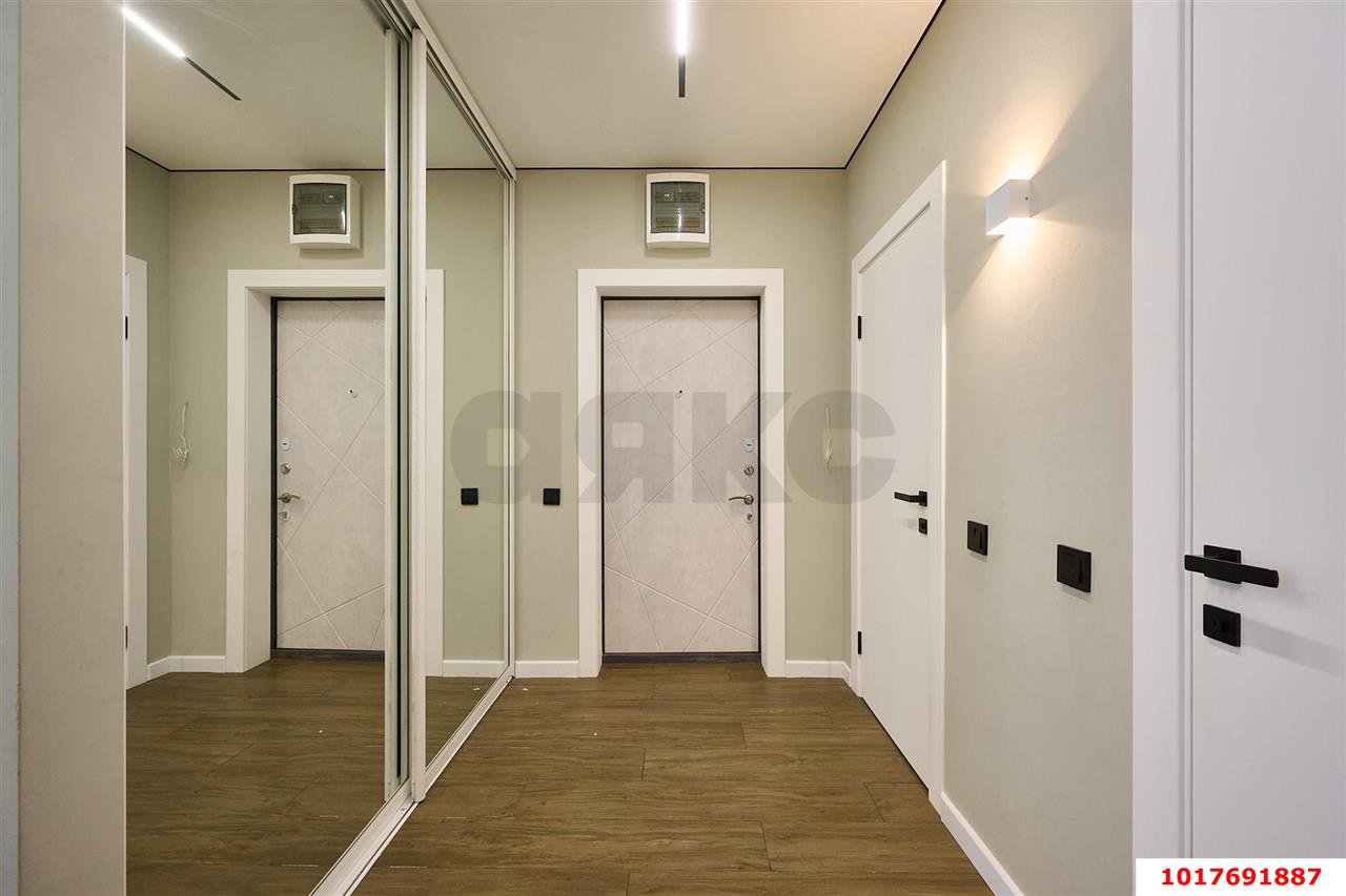 Фото №4: 2-комнатная квартира <span class="whitespace-nowrap">70 м²</span>, <span class="whitespace-nowrap">14/17 эт.</span> - Краснодар, Прикубанский внутригородской округ, мкр. Достояние, ул. Григория Булгакова, 7