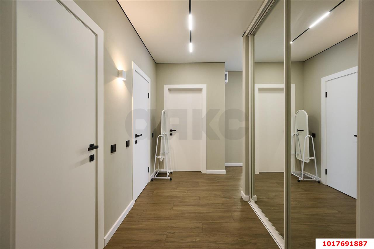 Фото №5: 2-комнатная квартира <span class="whitespace-nowrap">70 м²</span>, <span class="whitespace-nowrap">14/17 эт.</span> - Краснодар, Прикубанский внутригородской округ, мкр. Достояние, ул. Григория Булгакова, 7