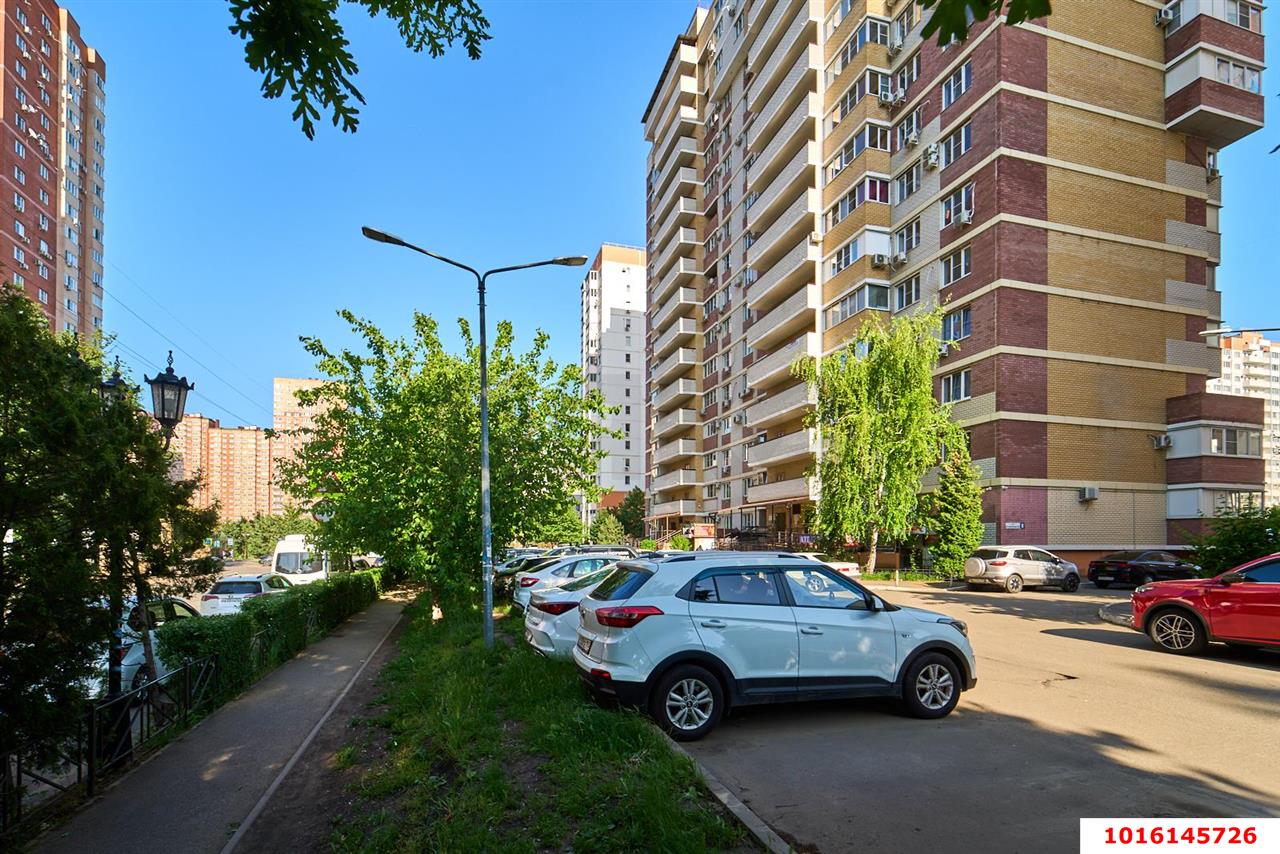 Фото №23: 3-комнатная квартира <span class="whitespace-nowrap">92 м²</span>, <span class="whitespace-nowrap">15/16 эт.</span> - Краснодар, Прикубанский внутригородской округ, мкр. Восточно-Кругликовский, ул. им. Героя Яцкова И.В., 18