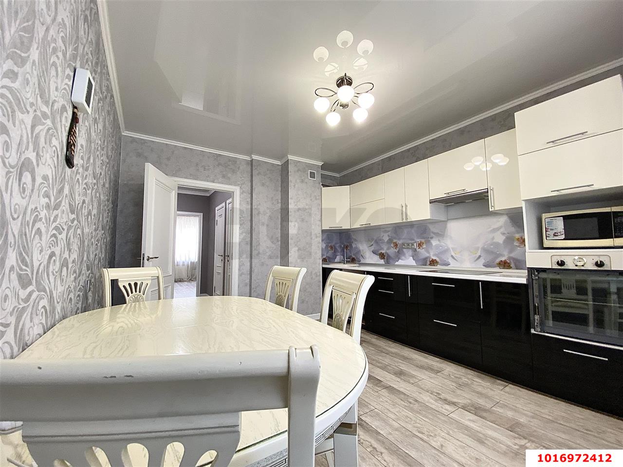 Фото №8: 2-комнатная квартира <span class="whitespace-nowrap">66 м²</span>, <span class="whitespace-nowrap">4/18 эт.</span> - Краснодар, Карасунский внутригородской округ, ЖК Восток, ж/м Пашковский, ул. Лавочкина, 17