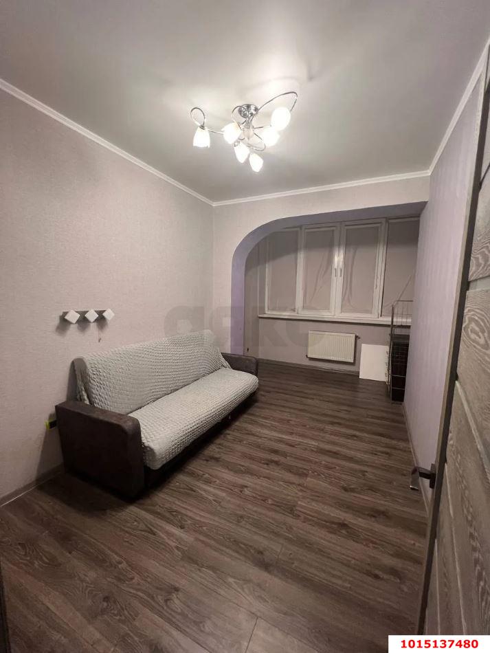 Фото №6: 2-комнатная квартира <span class="whitespace-nowrap">51 м²</span>, <span class="whitespace-nowrap">5/6 эт.</span> - Краснодар, Прикубанский внутригородской округ, ЖК Лучезарный, мкр. Музыкальный, ул. имени Сергея Есенина, 133