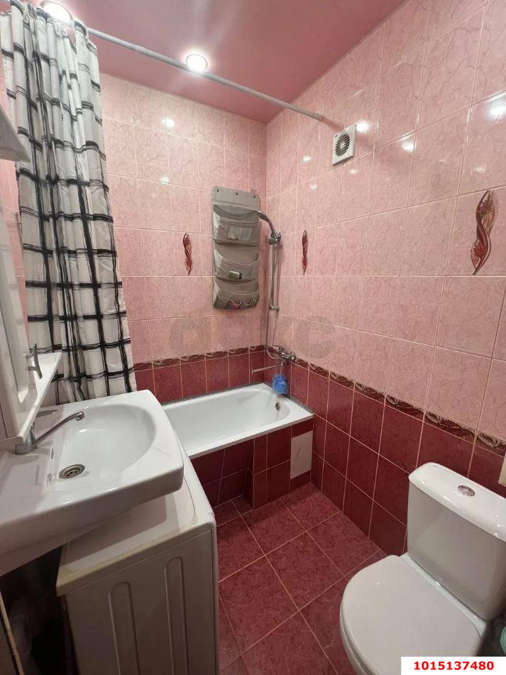 Фото №10: 2-комнатная квартира <span class="whitespace-nowrap">51 м²</span>, <span class="whitespace-nowrap">5/6 эт.</span> - Краснодар, Прикубанский внутригородской округ, ЖК Лучезарный, мкр. Музыкальный, ул. имени Сергея Есенина, 133