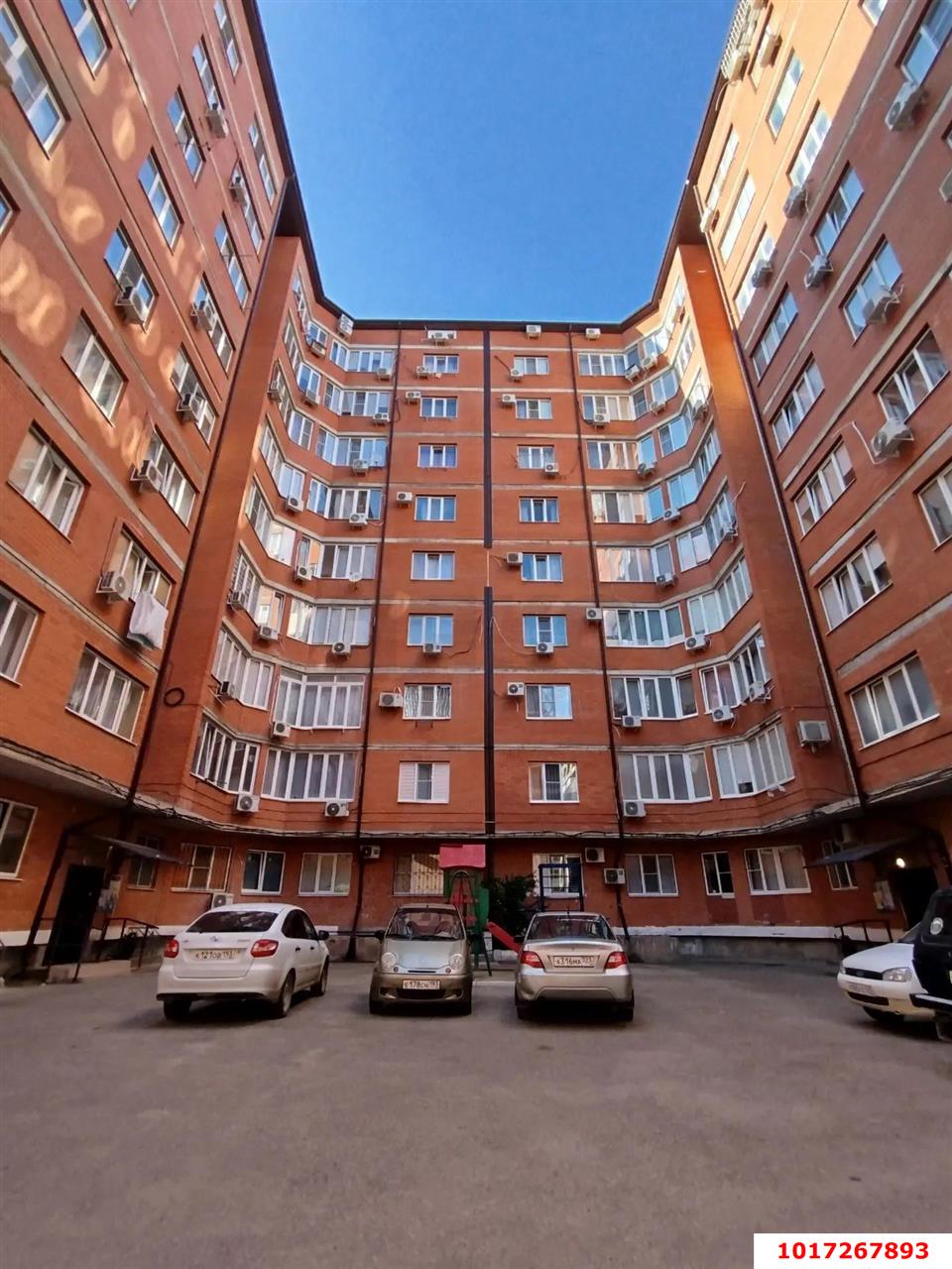 Фото №10: Студия <span class="whitespace-nowrap">28 м²</span>, <span class="whitespace-nowrap">9/10 эт.</span> - Краснодар, Прикубанский внутригородской округ, мкр. Музыкальный, ул. имени Мусоргского М.П., 6/1