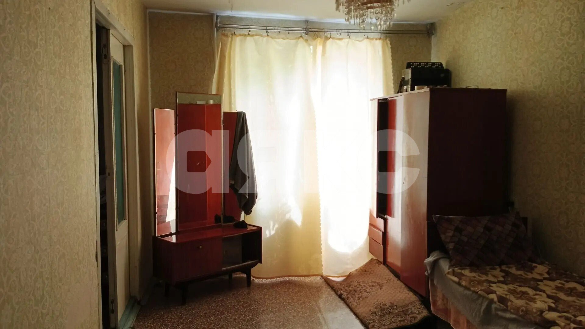Фото №2: 2-комнатная квартира <span class="whitespace-nowrap">53 м²</span>, <span class="whitespace-nowrap">1/5 эт.</span> - Горячий Ключ, мкр. Администрация, ул. Революции, 3