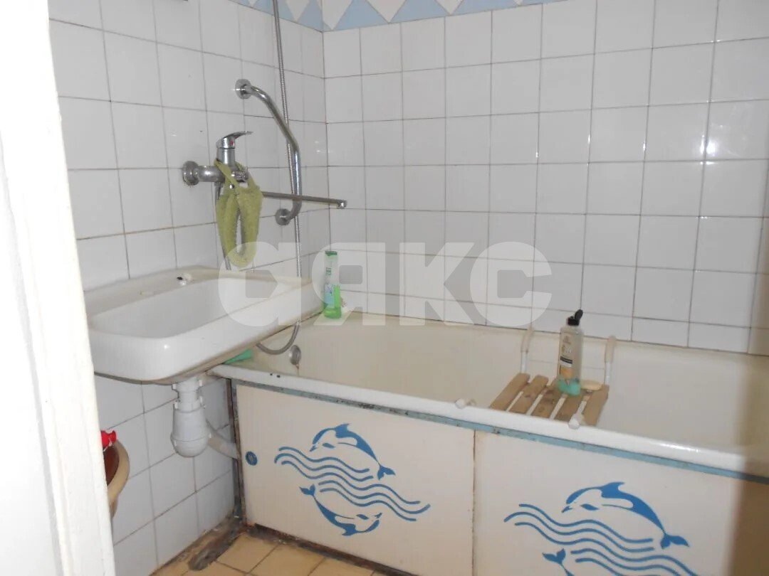Фото №9: 2-комнатная квартира <span class="whitespace-nowrap">53 м²</span>, <span class="whitespace-nowrap">1/5 эт.</span> - Горячий Ключ, мкр. Администрация, ул. Революции, 3